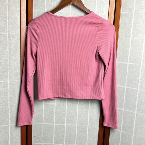Melrose And Market Kids' Cropped Button Long Sleeve Top Size L(10/12) - Picture 2 of 4